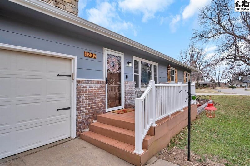 1232 E Hulse St, Mcpherson, KS 67460
