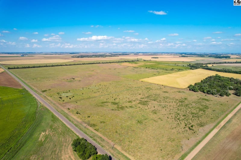 2022 270th Ave, Haviland, KS 67059
