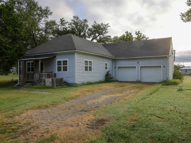 610 Wichita, Lincolnville, KS 66858