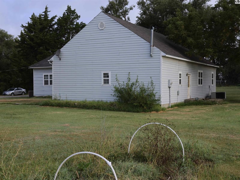 610 Wichita, Lincolnville, KS 66858