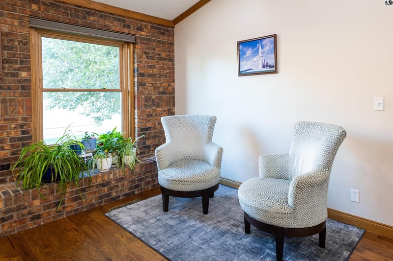 203 Crestview, Mcpherson, KS 67460