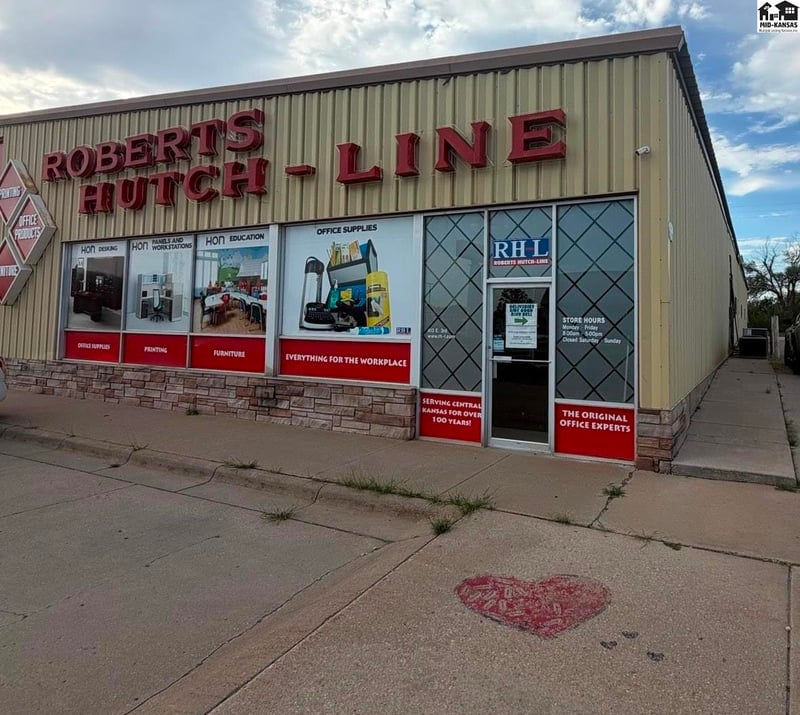 413 E 3rd Ave, Hutchinson, KS 67501