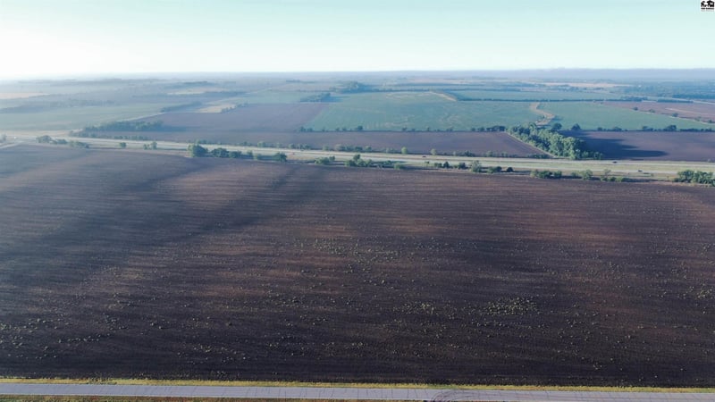 00000 E Arlington, Haven, KS 67543