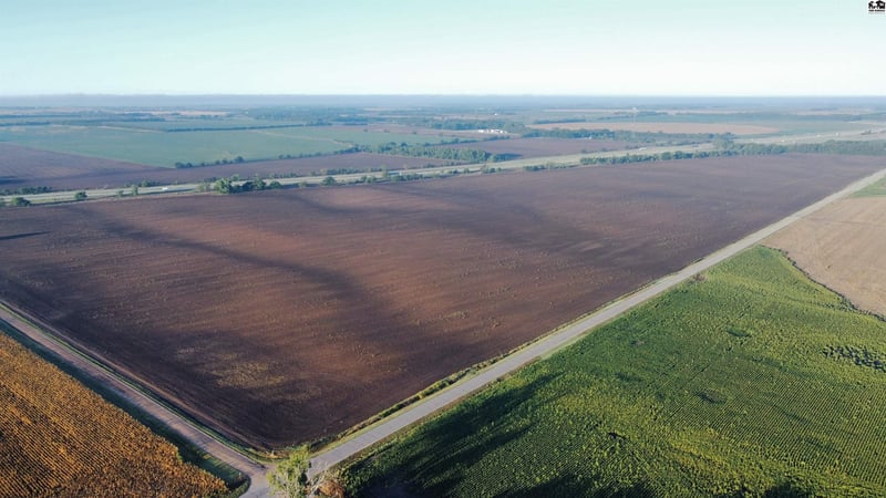 00000 E Arlington, Haven, KS 67543