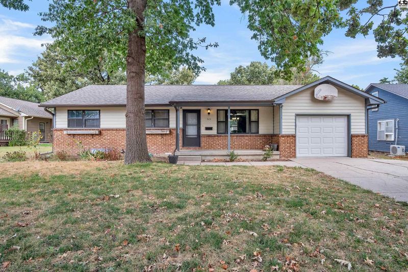 515 E Hill St, Mcpherson, KS 67460-9764