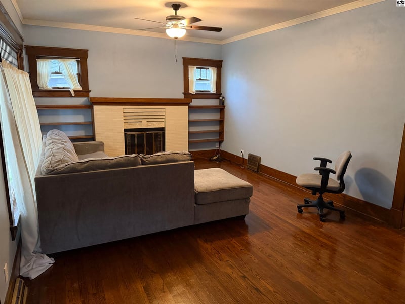 117 S Mound St, Pratt, KS 67124