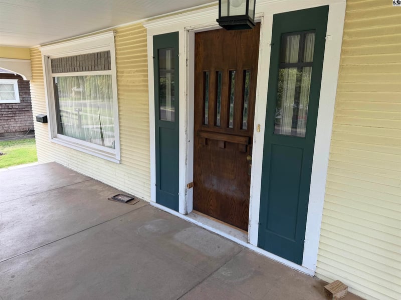 117 S Mound St, Pratt, KS 67124