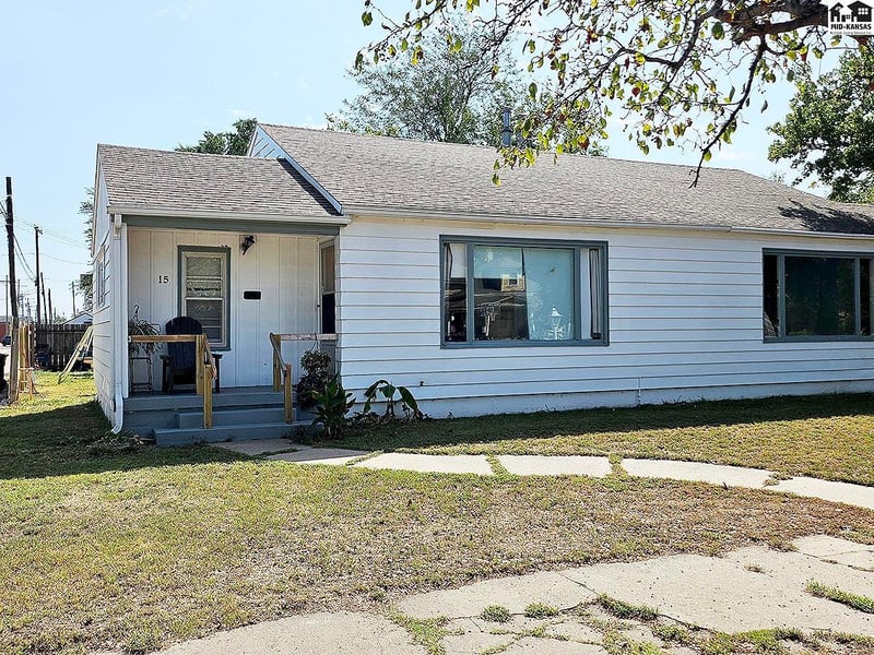 15 W 15th Ave, Hutchinson, KS 67501