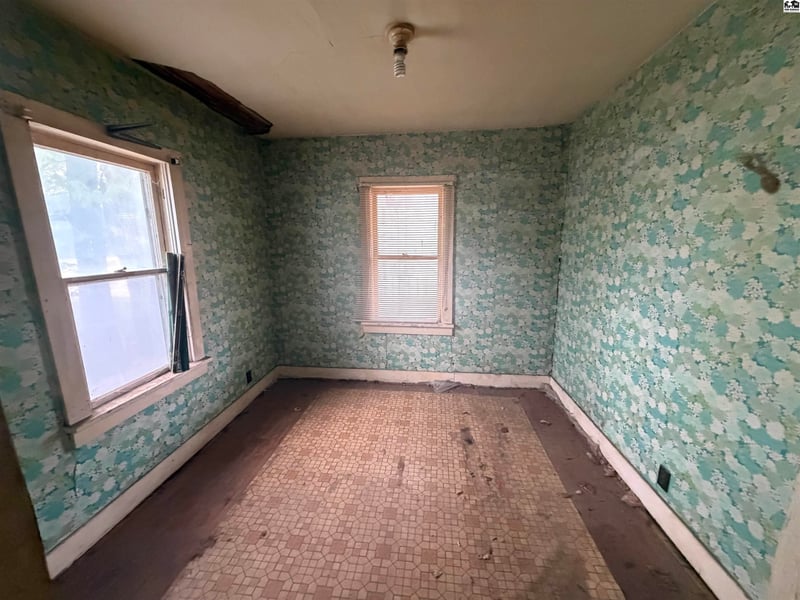 312 N Star, Hutchinson, KS 67501