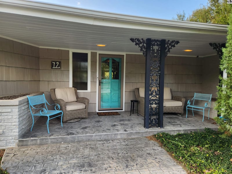 12 Downing Rd, Hutchinson, KS 67502
