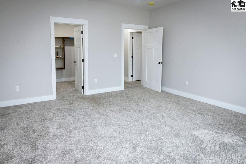 541 E Avenue A, Hutchinson, KS 67501