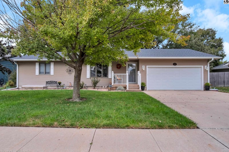 1443 N Grimes St, Mcpherson, KS 67460