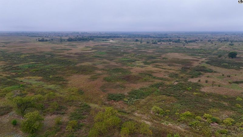3900 N Wheat State Rd, Burrton, KS 67522