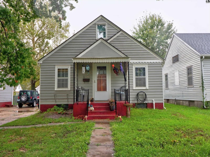 726 E Kansas Ave, Mcpherson, KS 67107