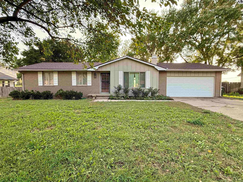 4109 Quivira Rd, Hutchinson, KS 67502