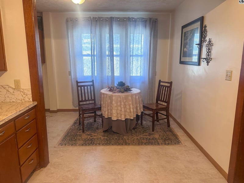 205 N Iuka St, Pratt, KS 67124