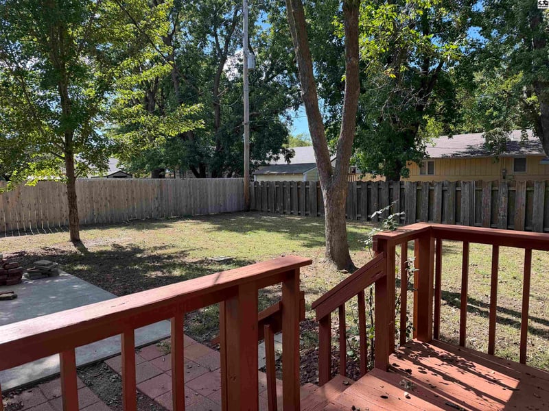 7009 N Madison St, Hutchinson, KS 67502
