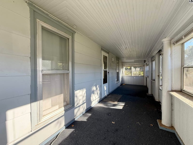 314 N 5th, Sterling, KS 67579