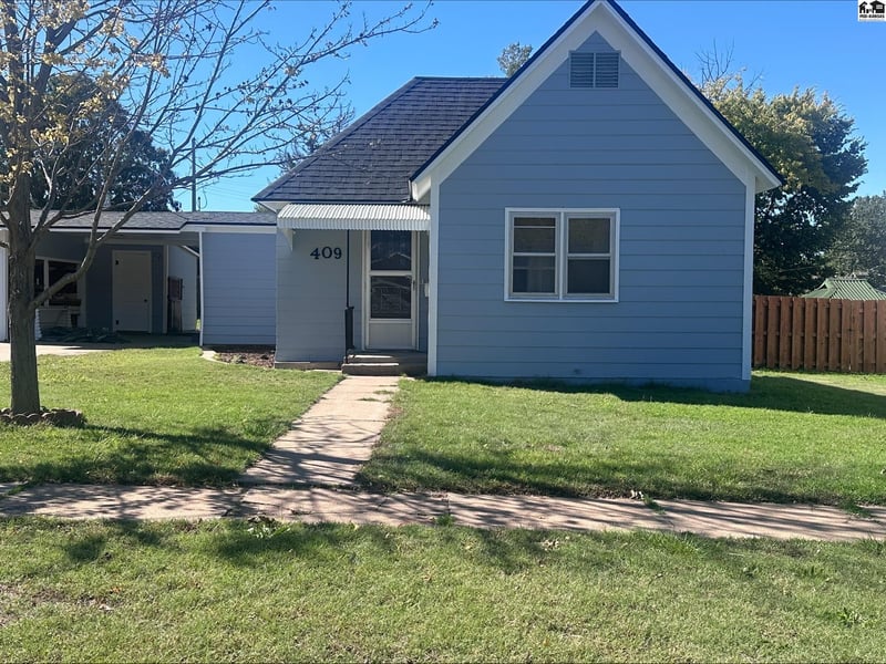 409 S High St, Pratt, KS 67124