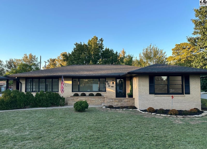 600 W 23rd, Hutchinson, KS 67502