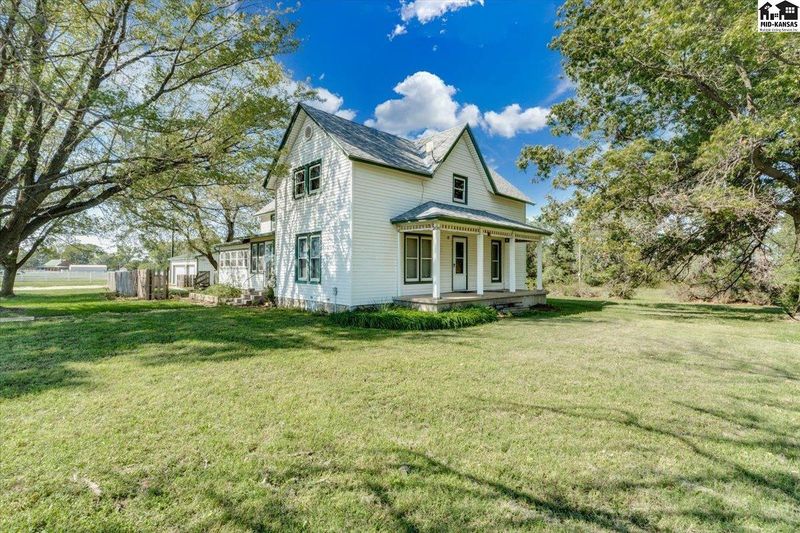 10931 279th St West, Mount Hope, KS 67108