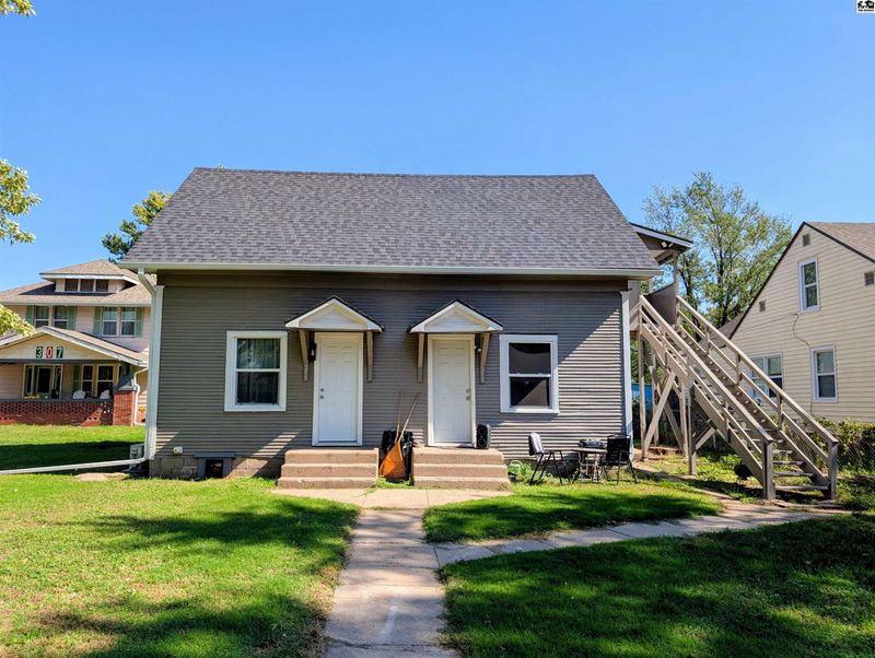 311-313.5 S Hickory St, Mcpherson, KS 67460