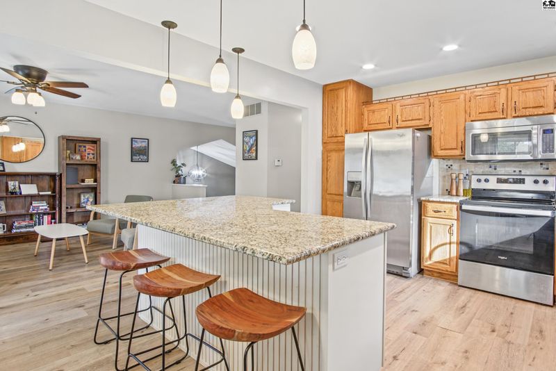 1308 Northcourt Dr, Mcpherson, KS 67460