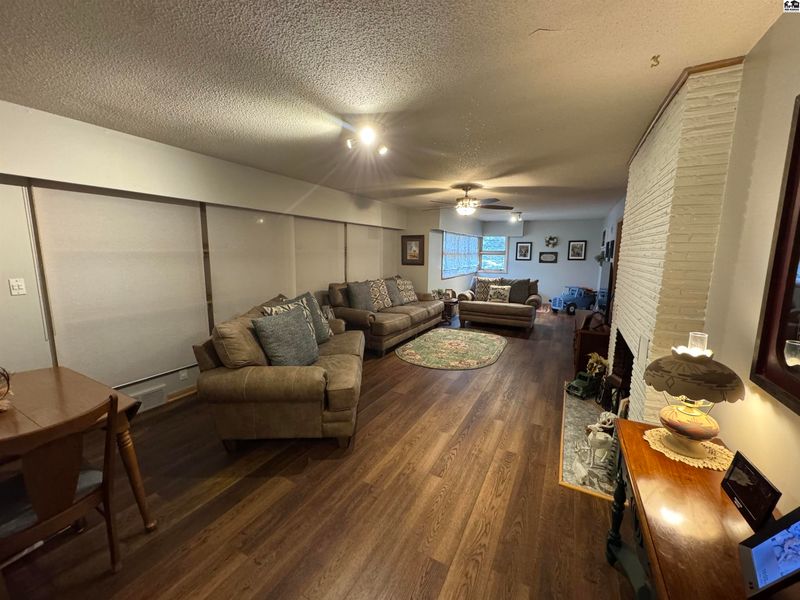 410 S New St, Pratt, KS 67124