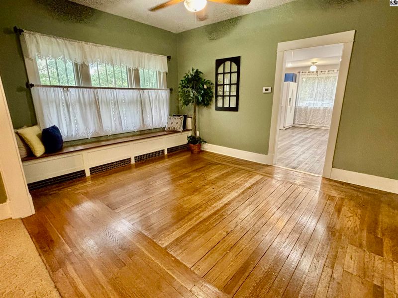 1301 E Euclid St, Mcpherson, KS 67460