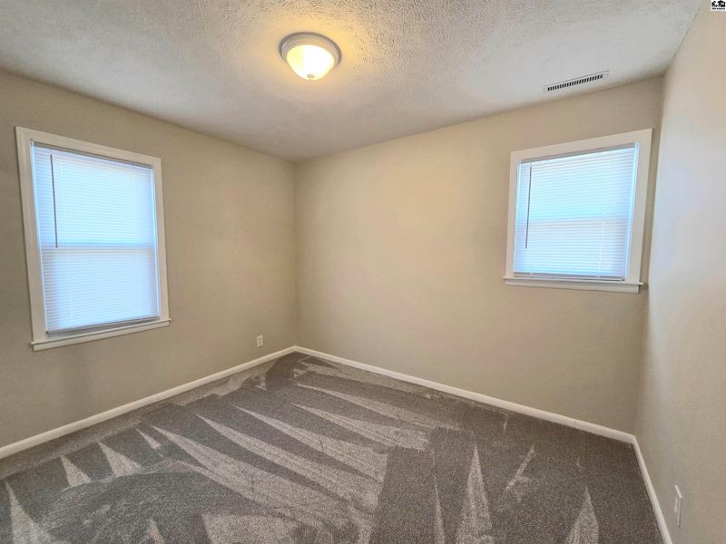 1508 E 9th Ave, Hutchinson, KS 67501