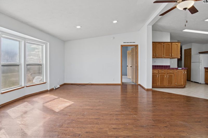 2002 Pawnee Rd, Mcpherson, KS 67460