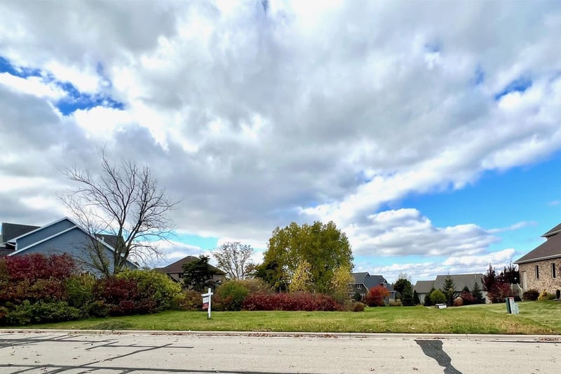 1615 Symphony Hts #65, Green Bay, WI 54311-7372