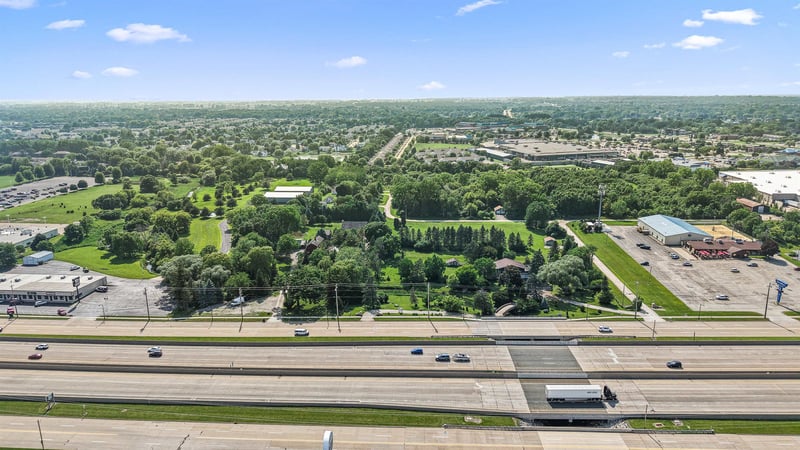 765 N Washburn St, Oshkosh, WI 54904-7721