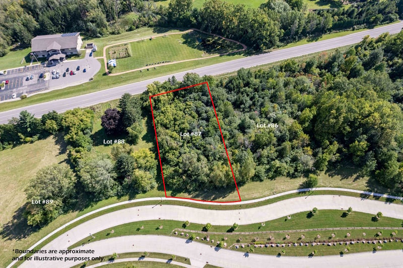 3005 E Incline Way #87, Appleton, WI 54913