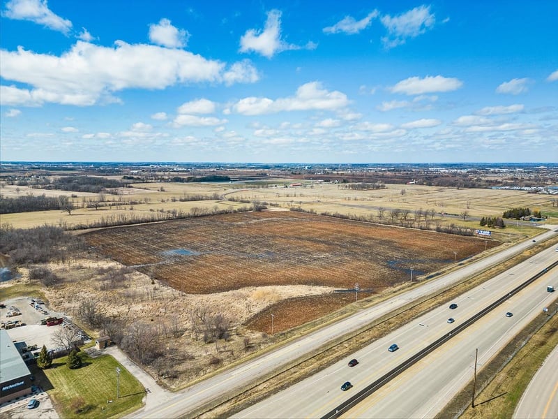 S Washburn St, Oshkosh, WI 54904