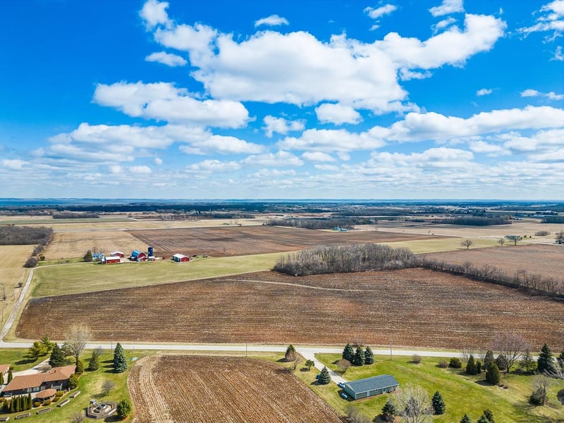 Waupun Rd, Oshkosh, WI 54904