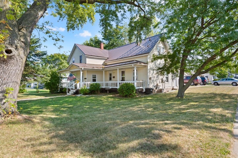 801 S Erie St, De Pere, WI 54115