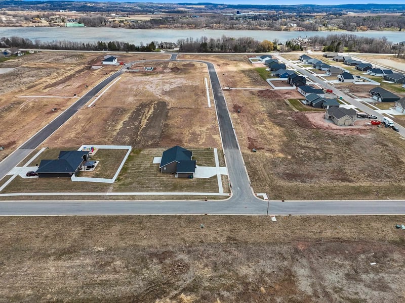 400 Brookline Ave #272, De Pere, WI 54115