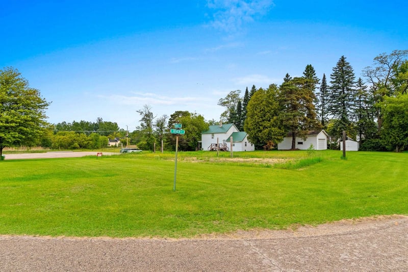 River St, Sobieski, WI 54171