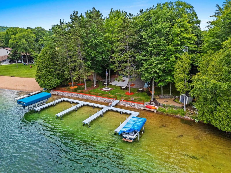 15649 Maiden Lake Rd, Mountain, WI 54149