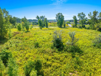 Lowell Dr, Green Bay, WI 54311
