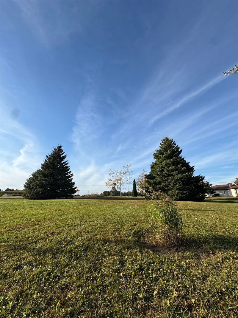 1724 Jefferson St, Algoma, WI 54201