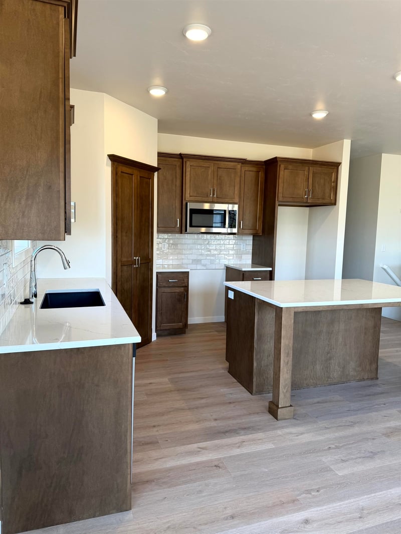 1439 Divinity Dr, De Pere, WI 54115