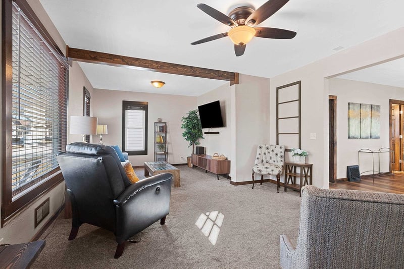 730 W Oklahoma St, Appleton, WI 54914