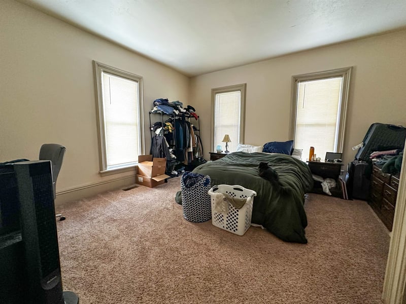 549 Jefferson St, Oshkosh, WI 54901
