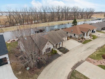 6454 Sunshine Harbour Dr, Winneconne, WI 54986