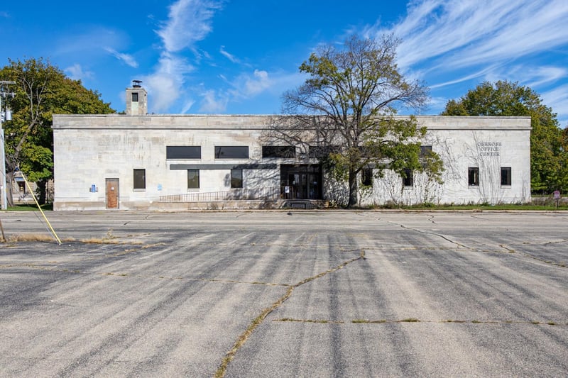 219 Washington Ave, Oshkosh, WI 54901-5004