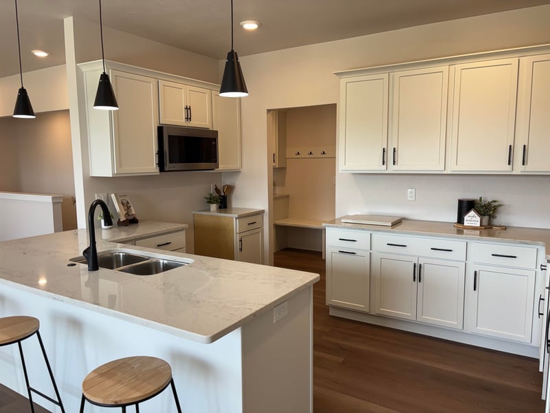 8367 Marlo Ave, Neenah, WI 54956