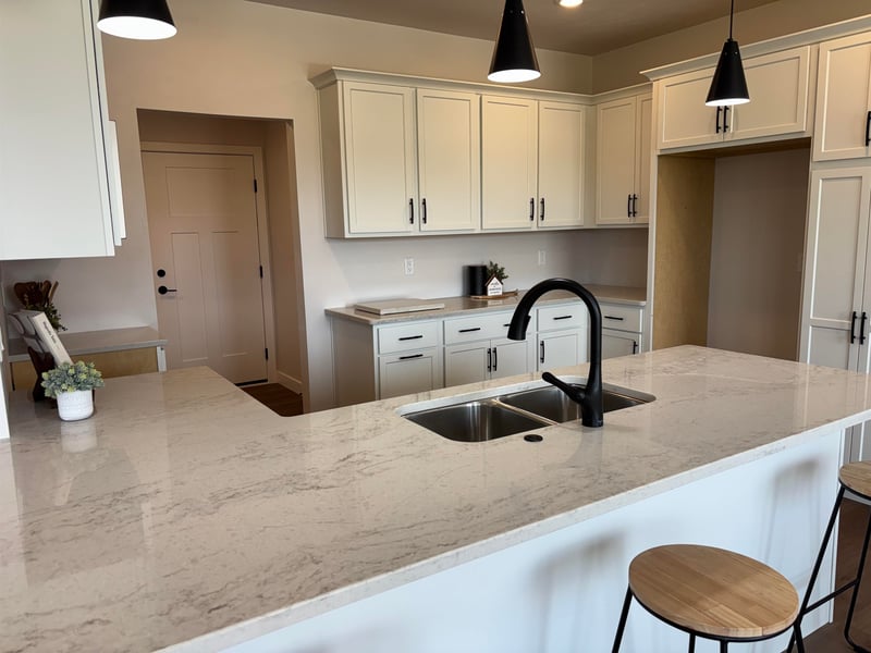 8367 Marlo Ave, Neenah, WI 54956