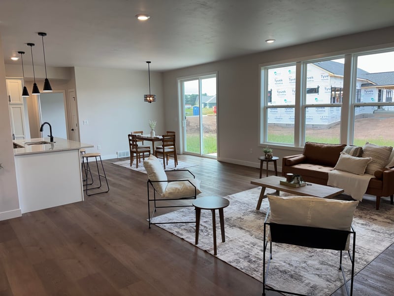 8367 Marlo Ave, Neenah, WI 54956